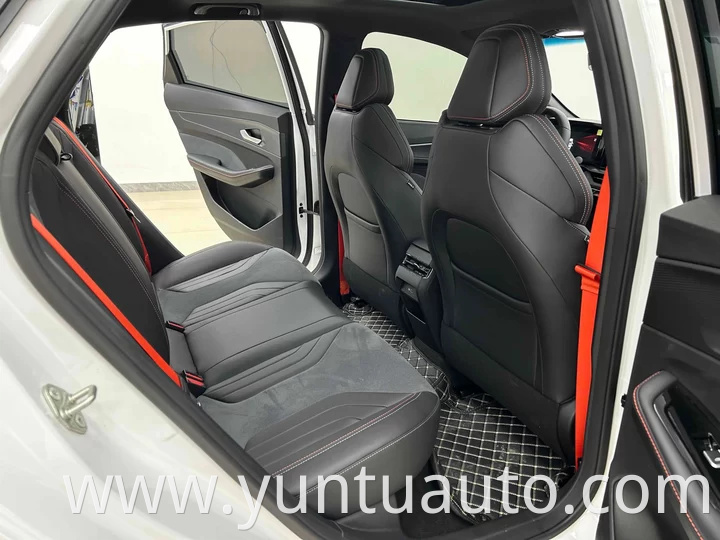 Compact Geely Used Car Binrui